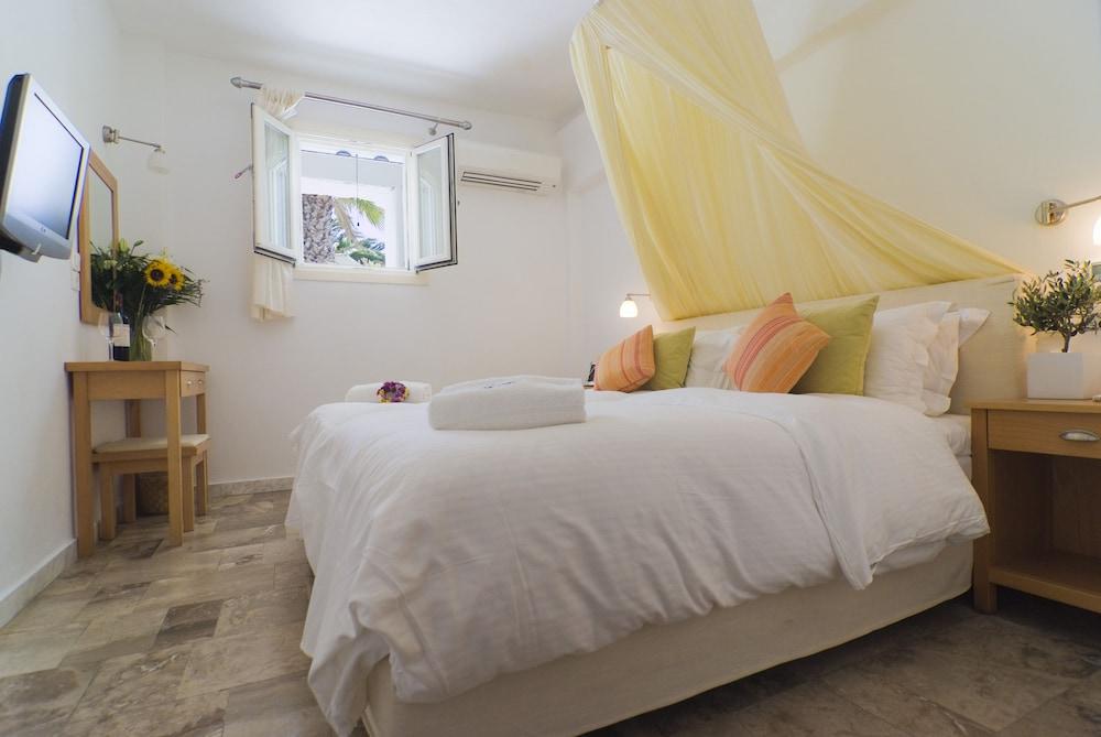 Zephyros Aparthotel Paraga  Ngoại thất bức ảnh