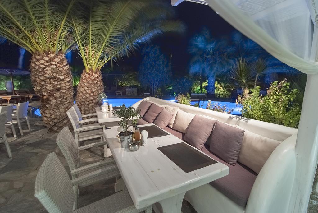 Zephyros Aparthotel Paraga  Ngoại thất bức ảnh