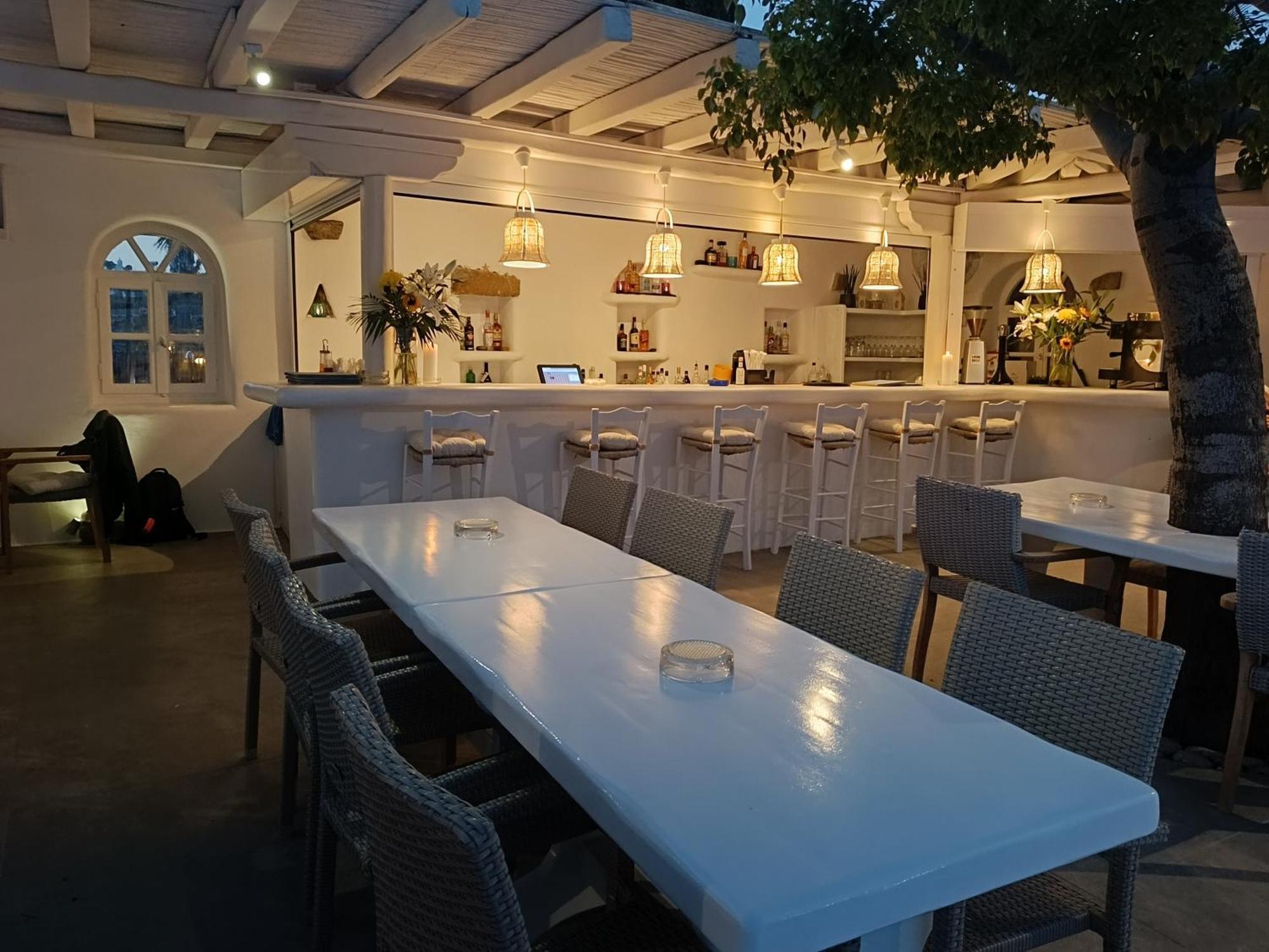 Zephyros Aparthotel Paraga  Ngoại thất bức ảnh